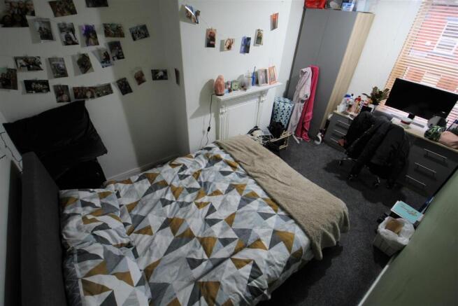 Bedroom 2.jpg