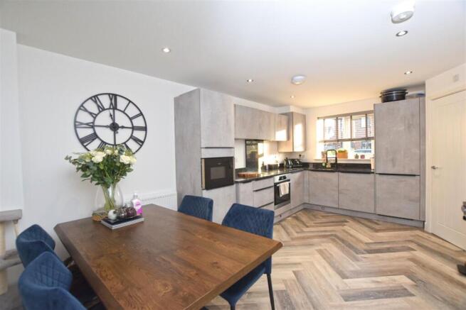 DINING KITCHEN
