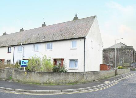 Montrose - 3 bedroom end of terrace house for sale