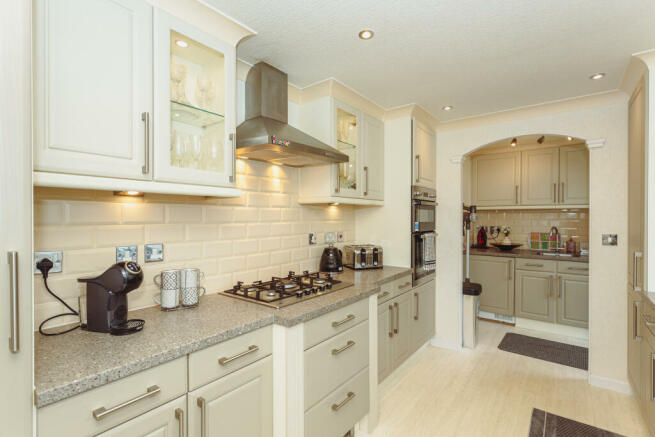 Kitchen/Utility Room