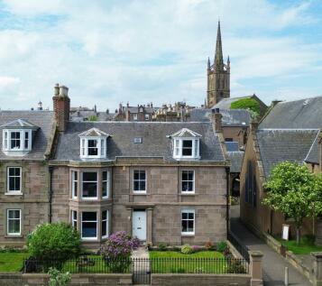 Montrose - 5 bedroom town house for sale