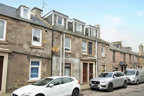 St. Johns Place, Montrose, DD10