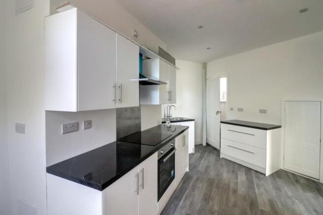 Kitchen / Dining Area