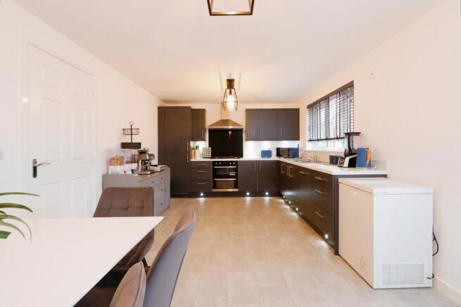 Dining Kitchen