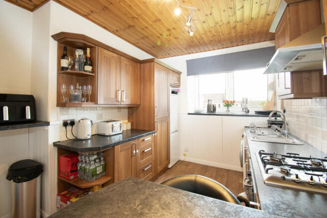 Breakfasting Kitchen