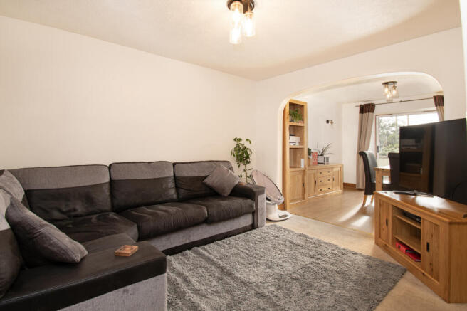 Lounge to Dining Area