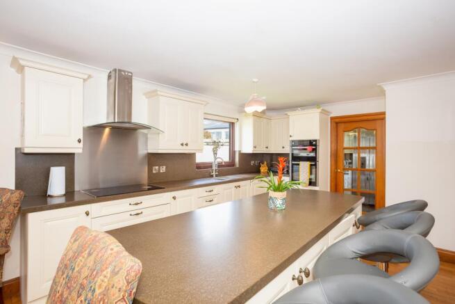 Kitchen Dining Area