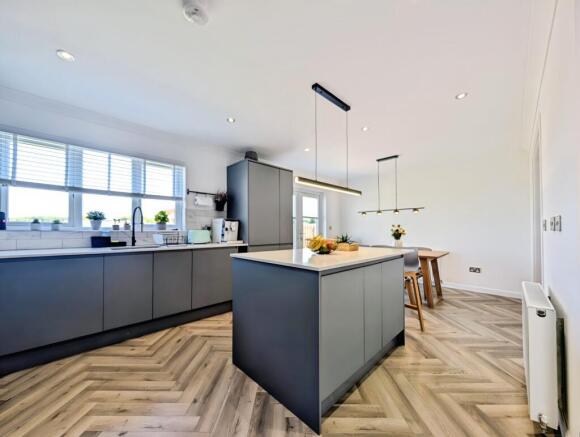 Kitchen / Diner