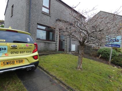 Lee Crescent North, Aberdeen, AB22