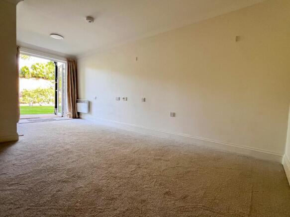 Lounge-Dining Room