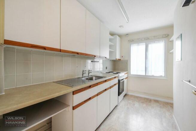 2 Betjeman Close - Qwv5fjOAhnu3GoK7UmRL.jpg