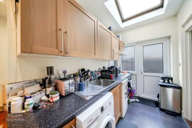 Flat 2, 80 Welldon Crescent - E9BXqEsFpAOhWyjCHakW