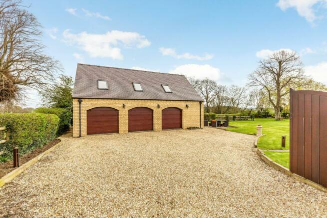 Driveway & Triple Garage