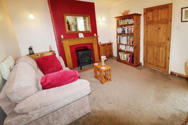 Sitting room/Dining room