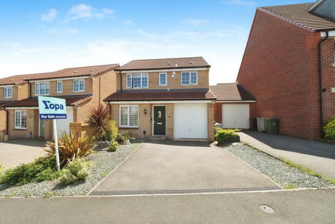 A very pretty Front View of this Family Home