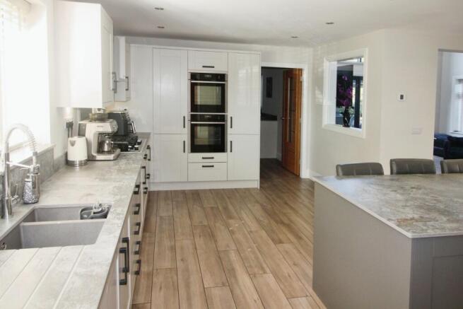 Kitchen through to utility.JPG
