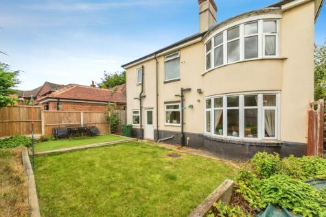 Doncaster Road, Conisbrough, Doncaster, DN12