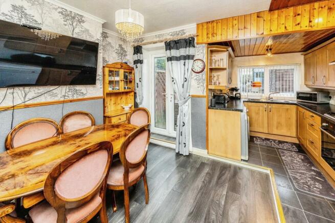 Open plan kitchen dining room