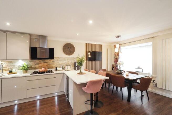 Breathtaking Open Plan Kitchen and Living Space