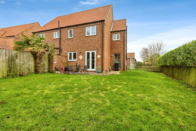 Side & Rear Garden