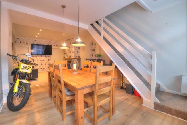 lounge/diner