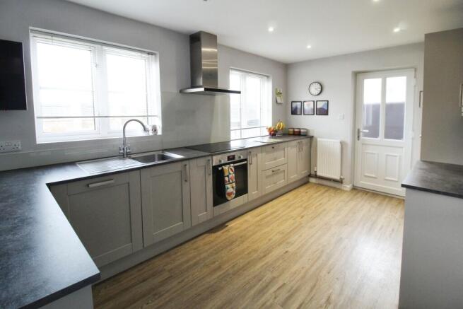 Kitchen diner