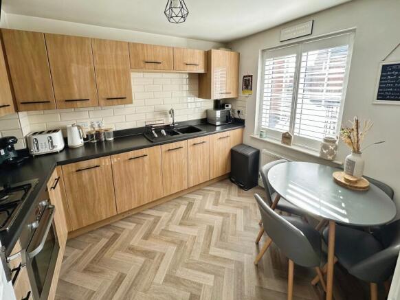 Breakfast/Kitchen