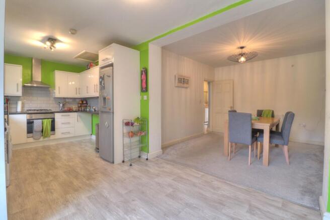 kitchen/diner & dining area