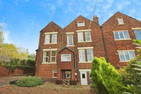 Leeds Road, Castleford, WF10