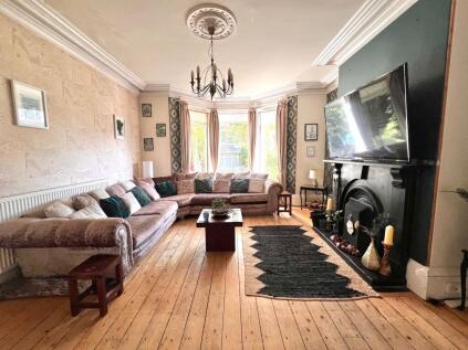 Wakefield Road, Hipperholme, Halifax, Calderdale, West Yorkshire, HX3