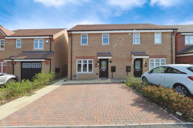 Fantastic Front Shot showing Driveway