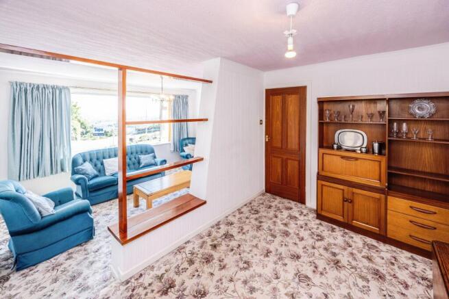 Living room/ Dining room