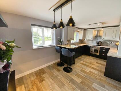 Linn Park, Kingswood, Hull, HU7