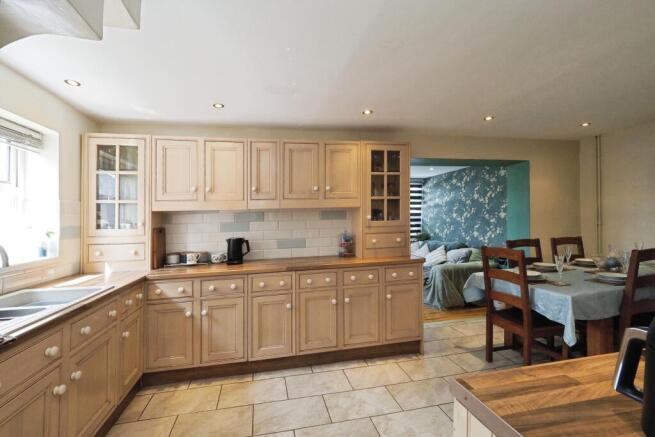 Open Plan Kitchen and Dining