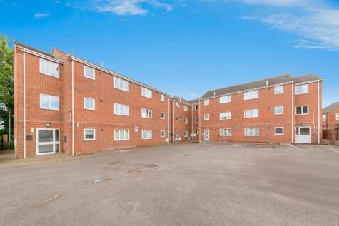 University Court, Grantham, NG31