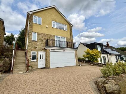 Newlay Wood Avenue, Leeds, LS18