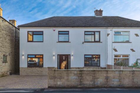 Moorlands Road, Bradford, BD11