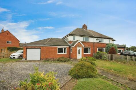 Ainsty Drive, Wetherby, LS22