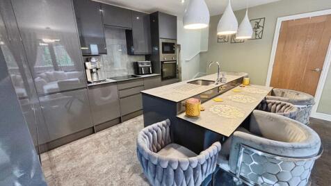 Bunkers Hill, Lincoln, LN2