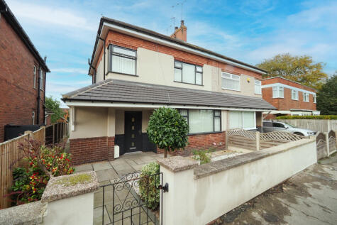 Charles Street, Alfreton, DE55