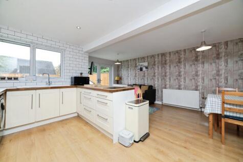 Langdale Crescent, Cottingham, HU16