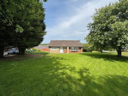 9 Erskine Close, Ladybridge, Bolton, BL3 4UG