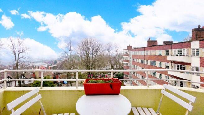 balcony