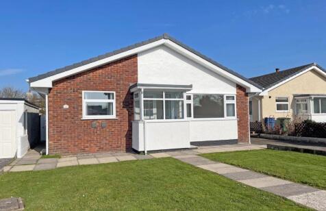 Ffordd Caradog, Four Mile Bridge, Holyhead, Isle of Anglesey, LL65