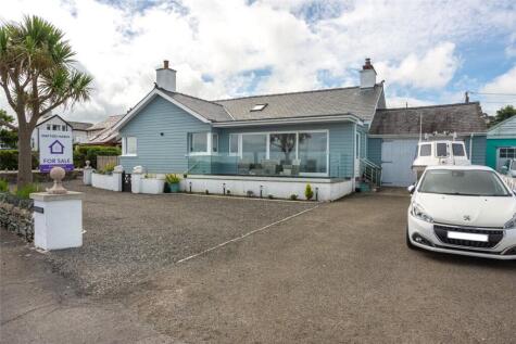 Bull Bay, Isle of Anglesey, LL68