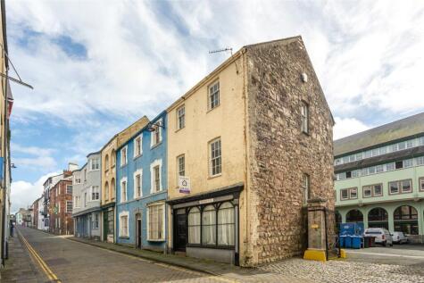 Stryd Fawr, Caernarfon, Gwynedd, LL55