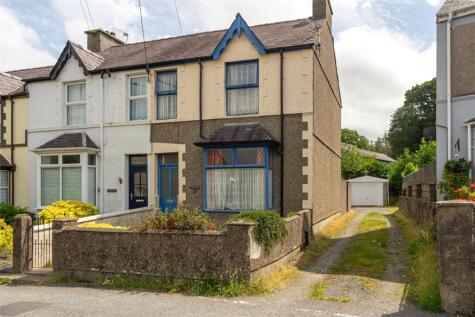 Capel Coch Road, Llanberis, Caernarfon, Gwynedd, LL55
