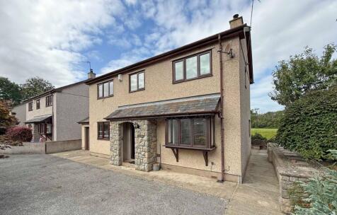 Bontnewydd, Caernarfon, Gwynedd, LL54