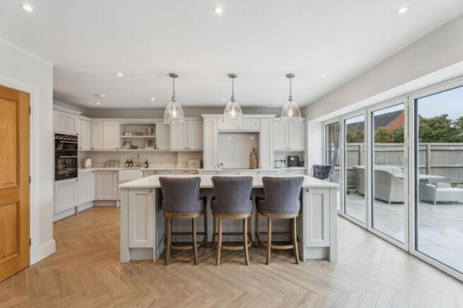 Kitchen/Dining Area