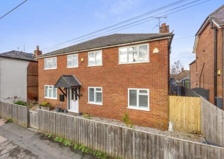 London Road, Aston Clinton, HP22